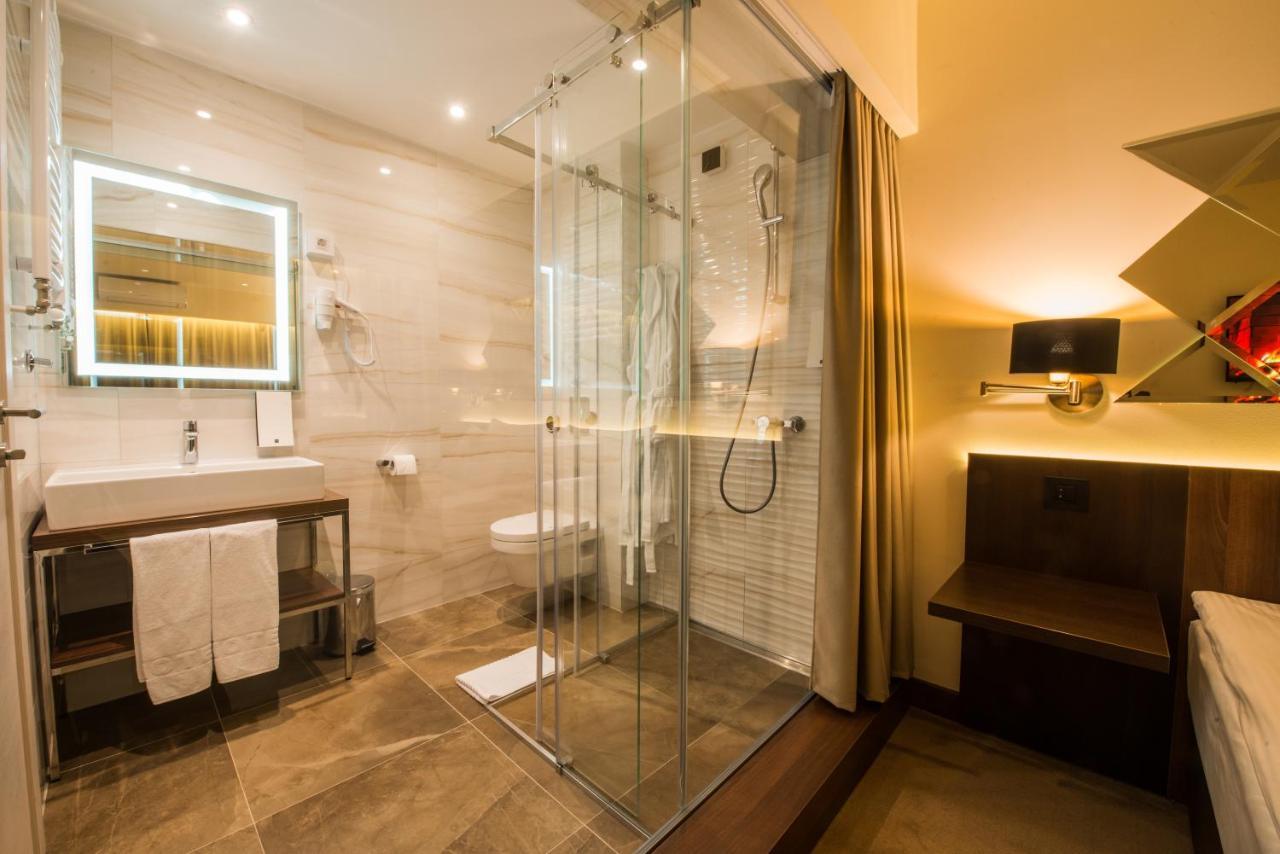 Hotel Spa Grad Kovin エクステリア 写真
